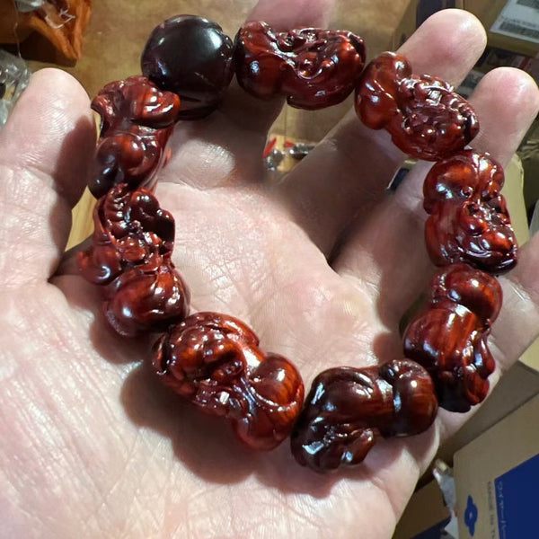 Red Sandalwood Carving Pixiu Beads Bracelet INNERVIBER
